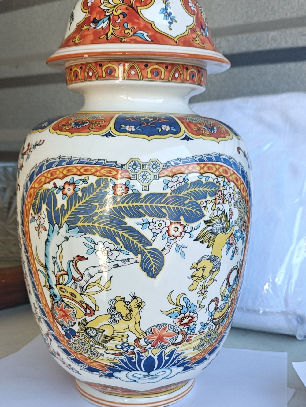 Vintage Italian Hand-Painted Ceramic Ginger Jar with Lid - Made in Italy